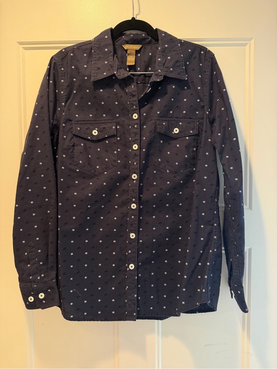 Bit & Bridle Tops - Bit & Bridle Horse Pattern Long Sleeve Button Up Shirt - Size Medium